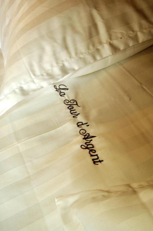 Hotel Le Saint Loup ガンブルー 部屋 写真